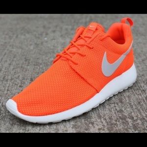 Women’s Nike Roshe One Orange sneakers